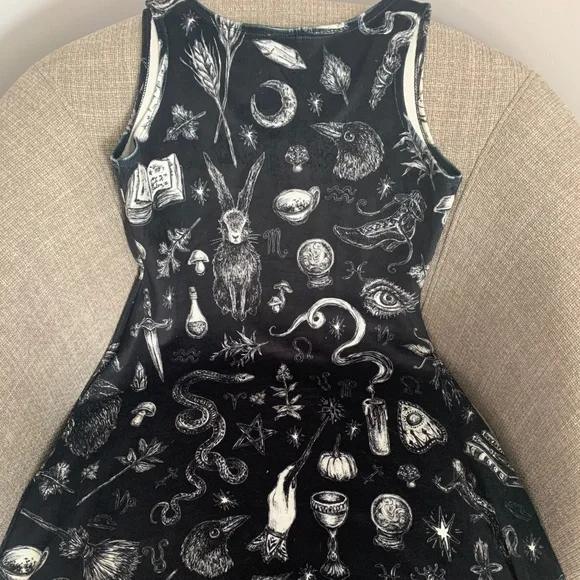 Brett Manning Dress SIZE Medium - Picture 7 of 9